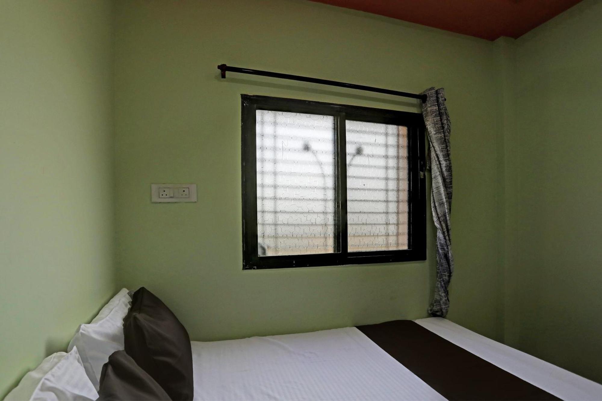 Spot On Hotel Leo Star Chandrapur 외부 사진